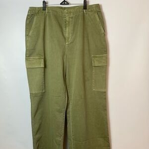 GAP Women's Sage Green Loose Khaki Cargo Pant • 16 Tall - NWOT